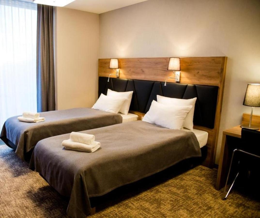 Apart Hotel 12 Rzeszów Εξωτερικό φωτογραφία