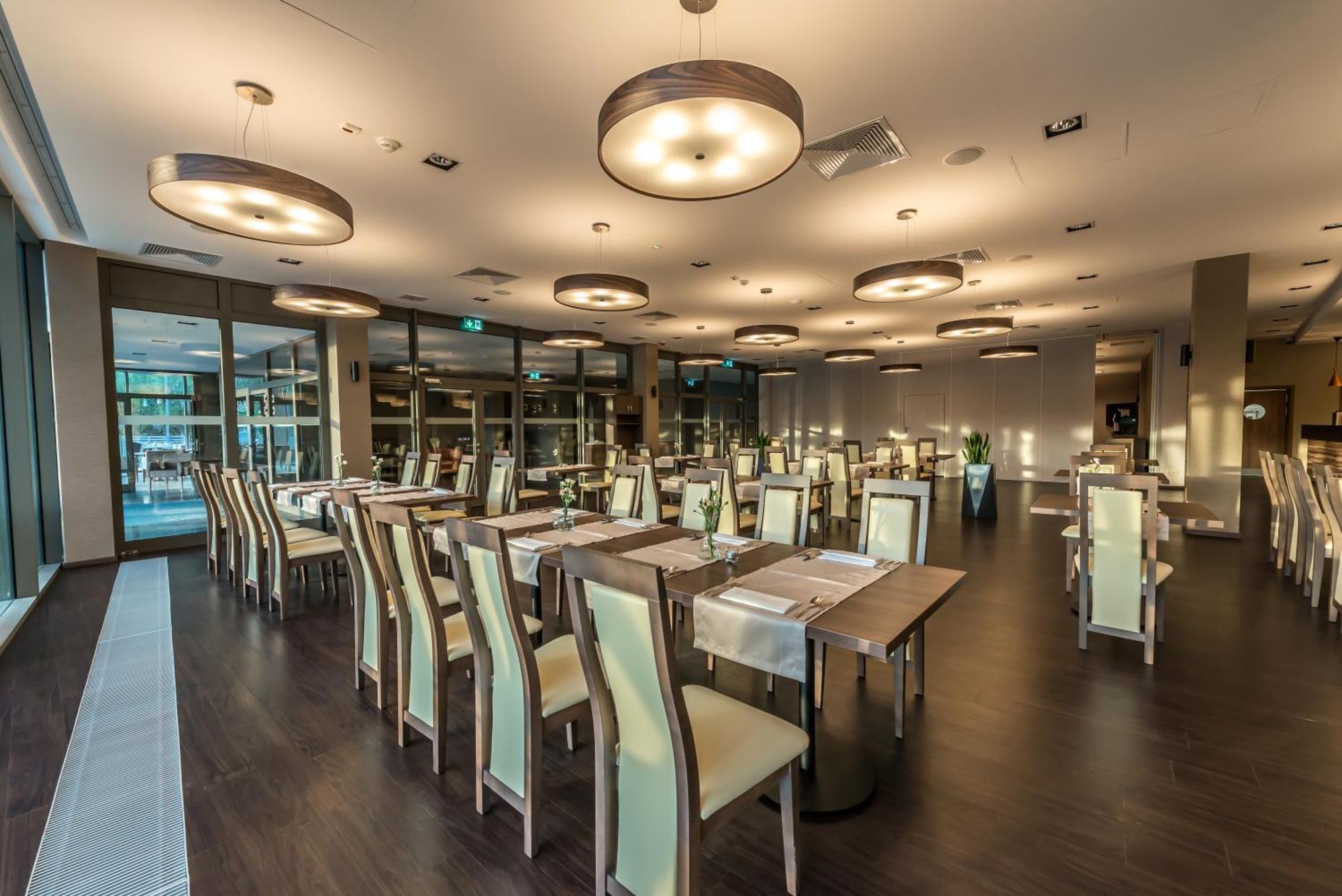 Apart Hotel 12 Rzeszów Εξωτερικό φωτογραφία