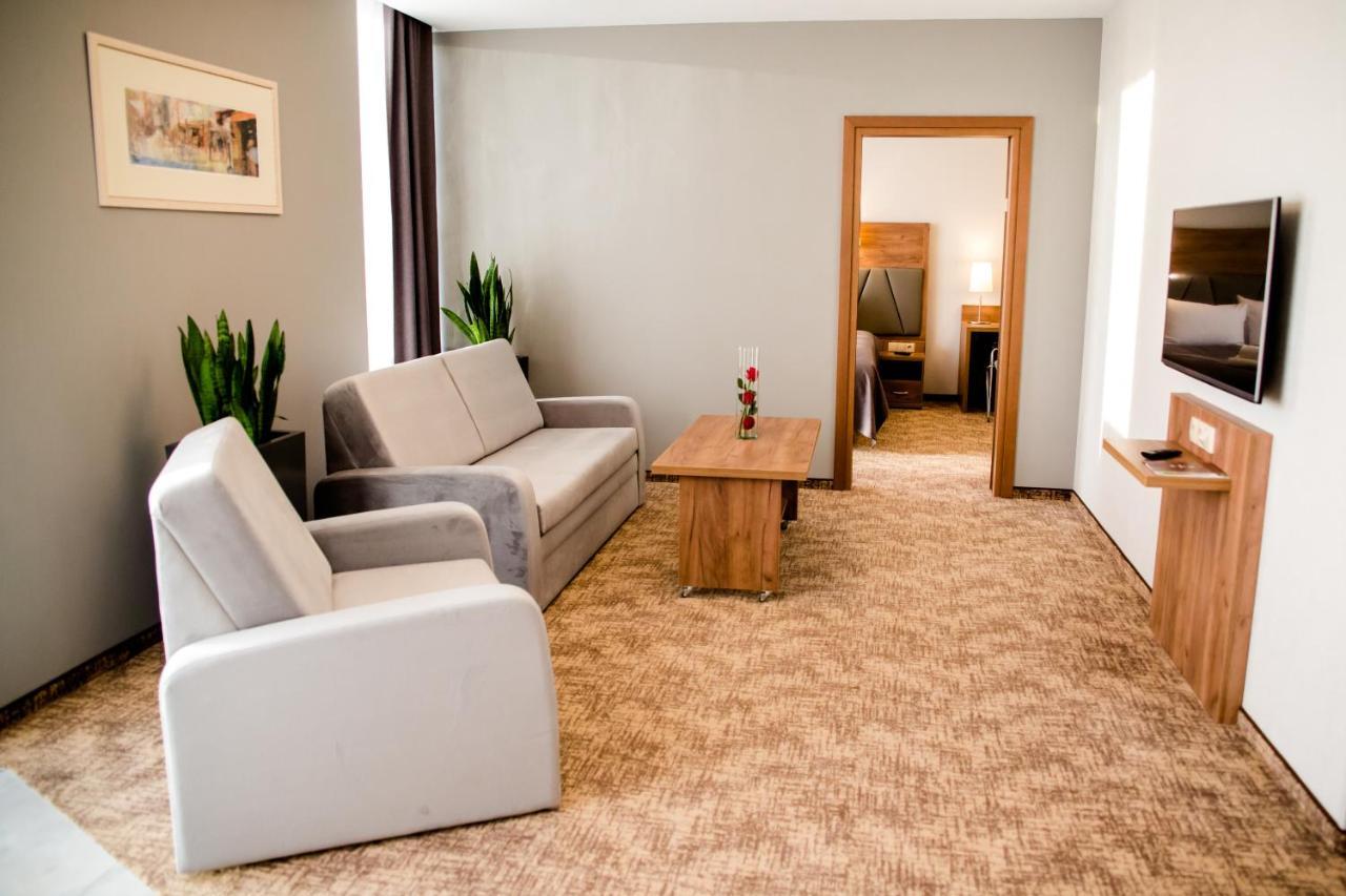 Apart Hotel 12 Rzeszów Εξωτερικό φωτογραφία