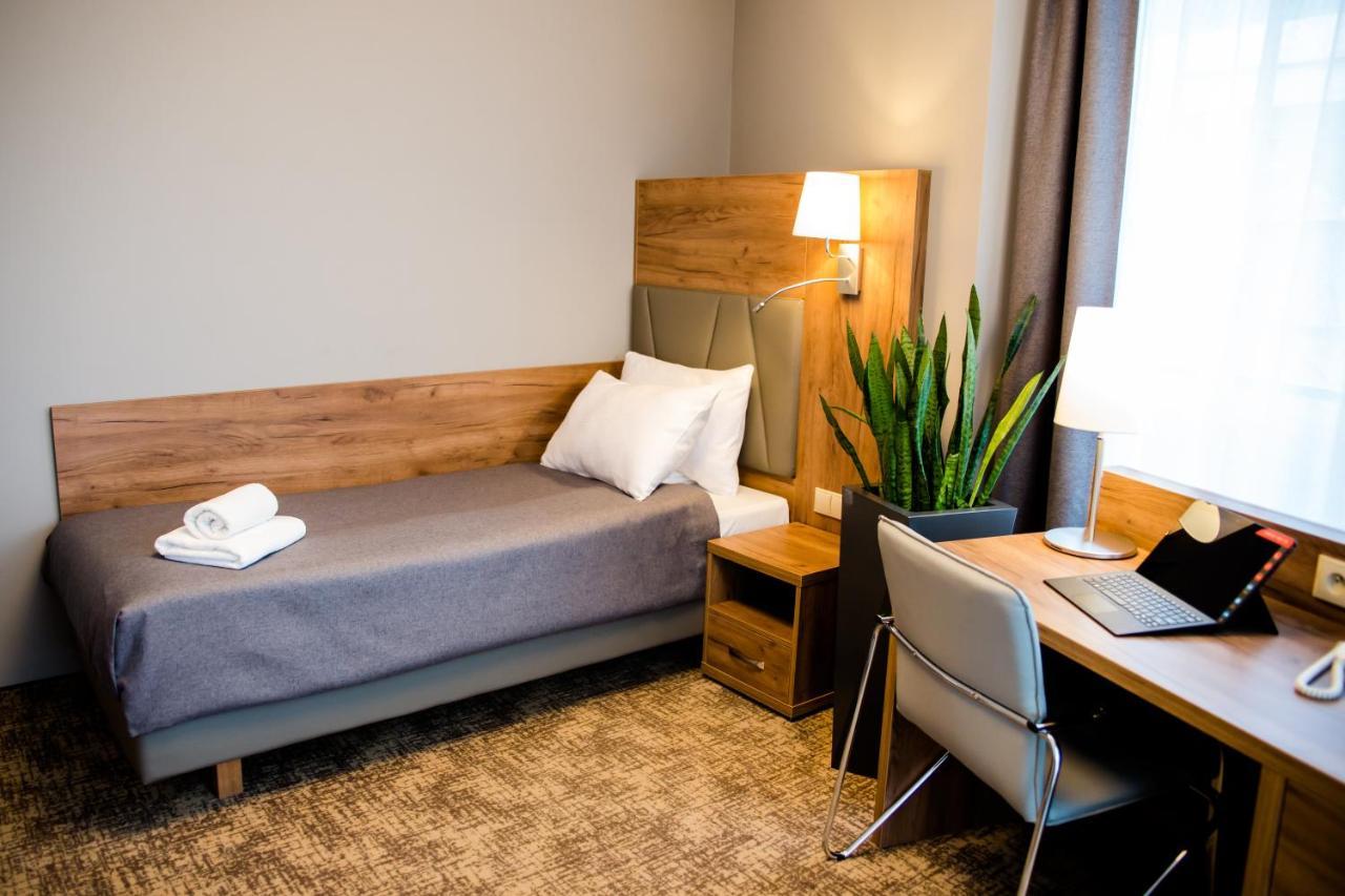 Apart Hotel 12 Rzeszów Εξωτερικό φωτογραφία