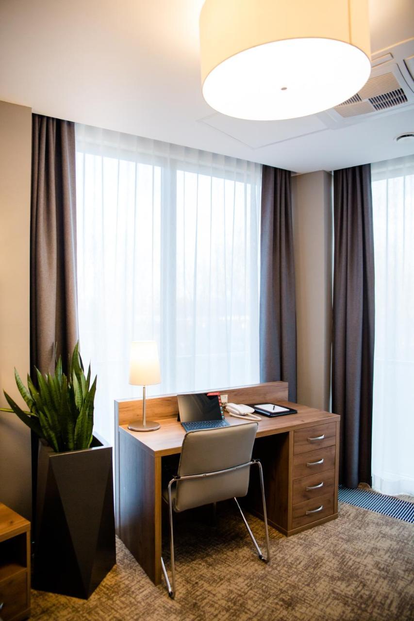 Apart Hotel 12 Rzeszów Εξωτερικό φωτογραφία