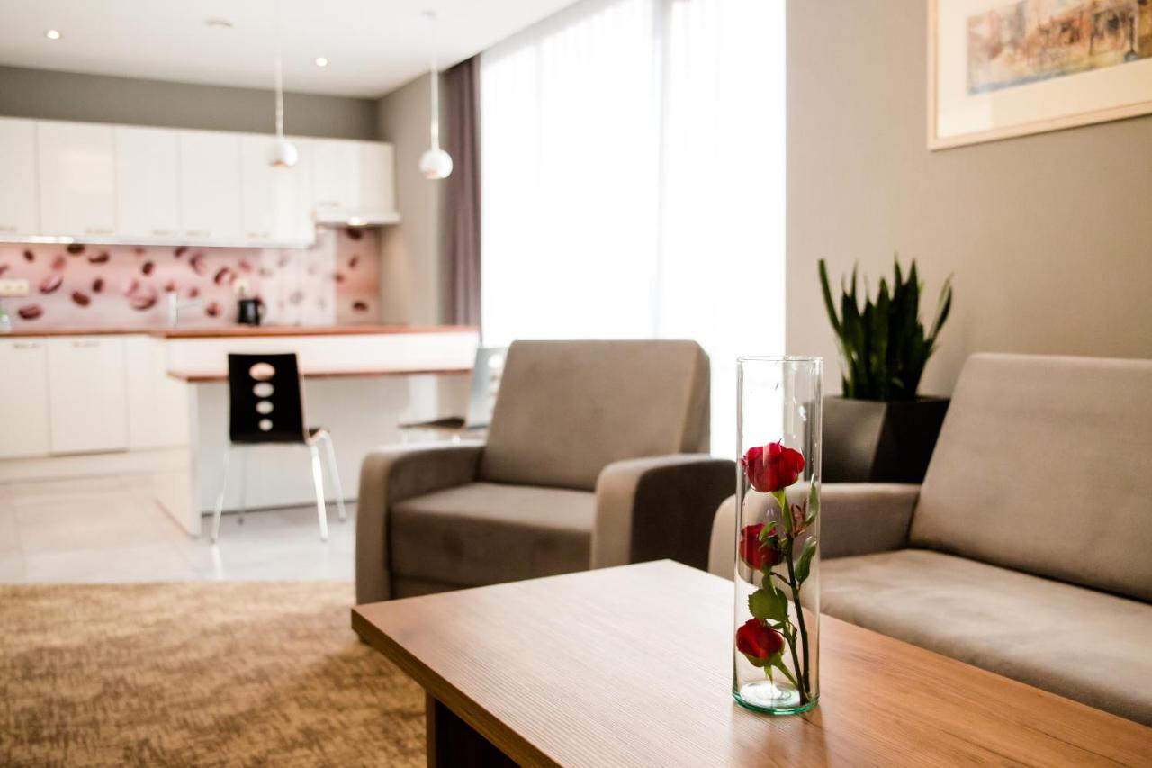 Apart Hotel 12 Rzeszów Εξωτερικό φωτογραφία