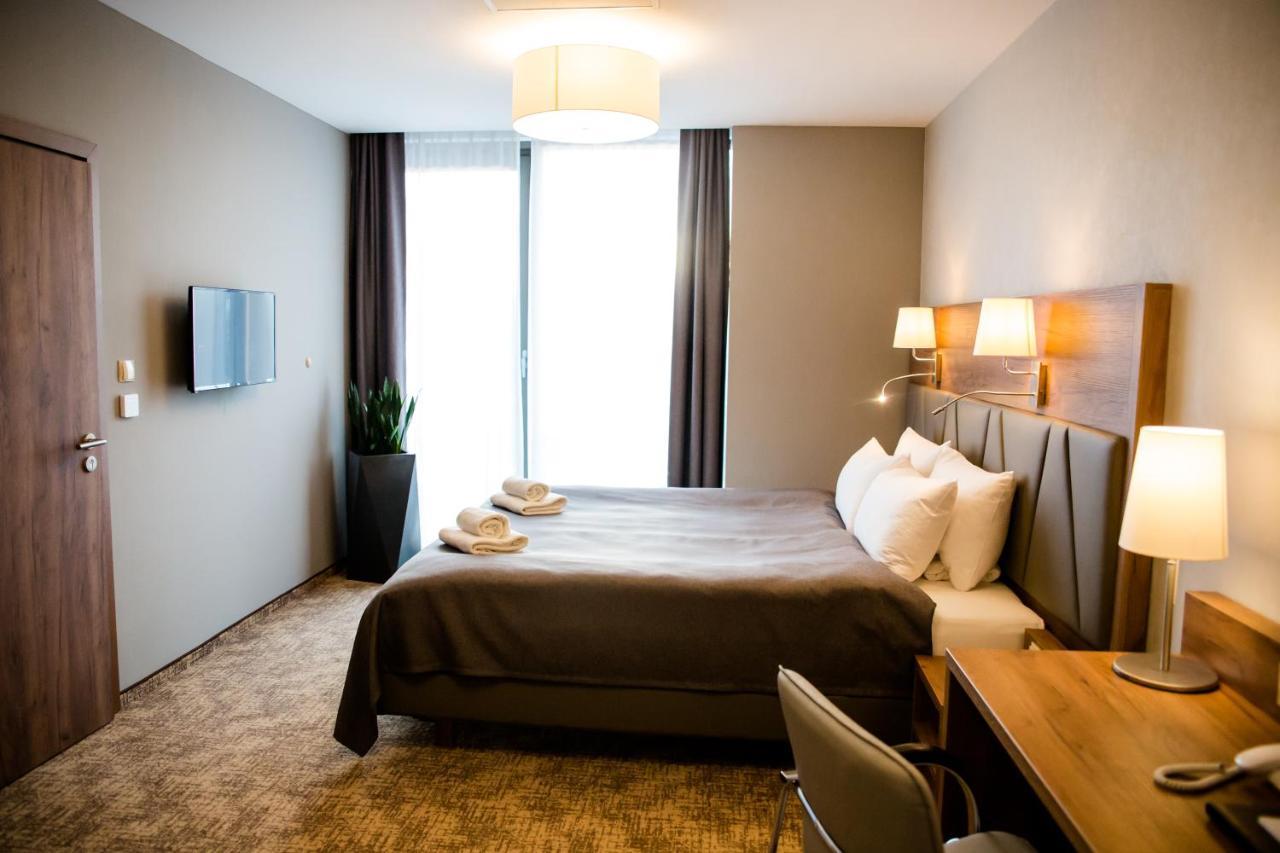 Apart Hotel 12 Rzeszów Εξωτερικό φωτογραφία