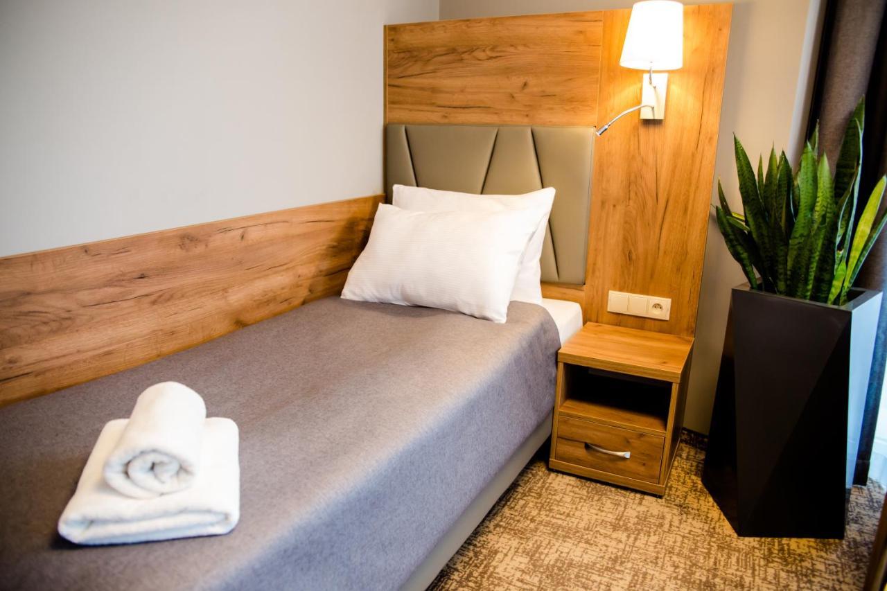 Apart Hotel 12 Rzeszów Εξωτερικό φωτογραφία