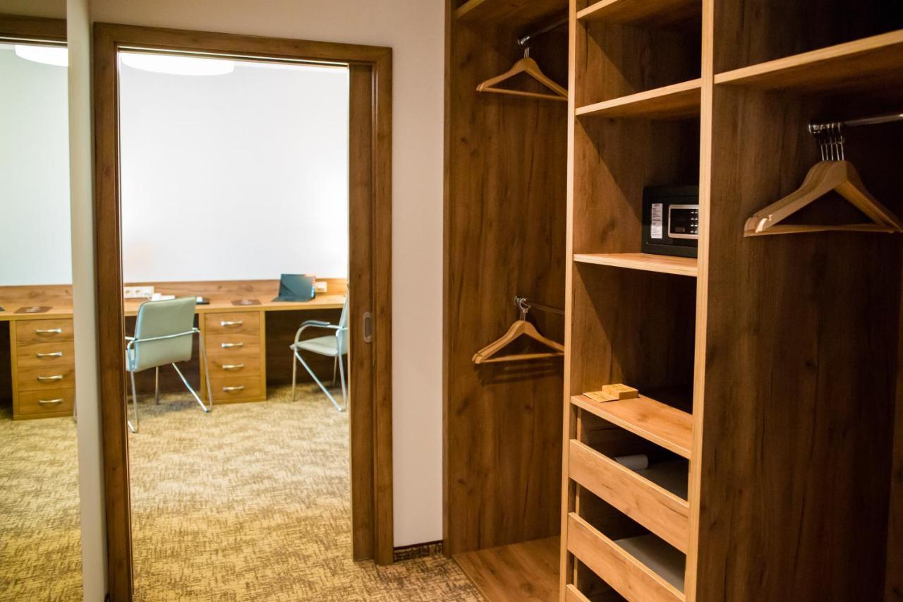 Apart Hotel 12 Rzeszów Εξωτερικό φωτογραφία